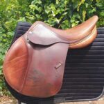 17.5" Medium Tan and Brown Equipe Evolution Jump Saddle